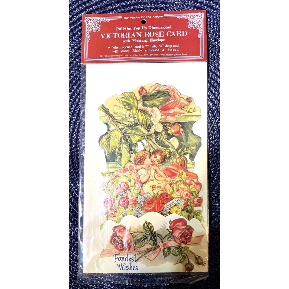 Vintage Victorian Style Card w/Envelope 3D Pull Out Floral Embossed